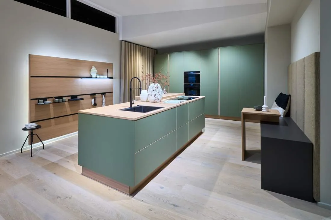 av 7080|sage green