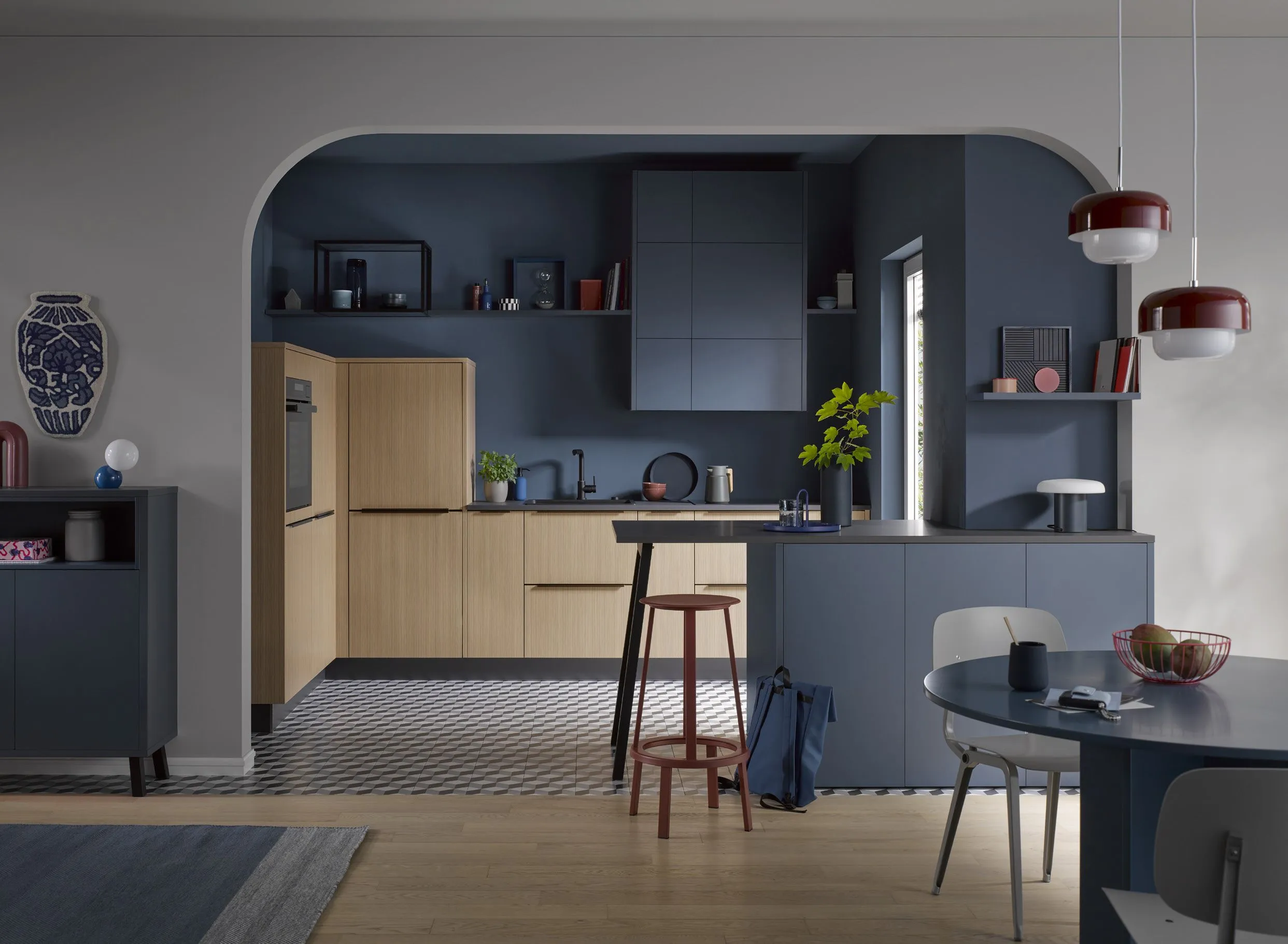 Häcker Concept 130 — midnight blue oak bar