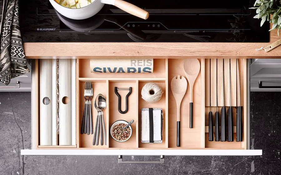Häcker engineering — Solid-Wood Inserts